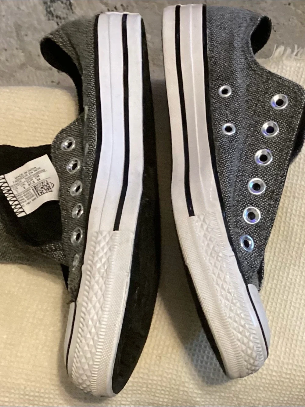 SZ 7  Converse Black and white Houndstooth NO STRINGS 2 Tongues